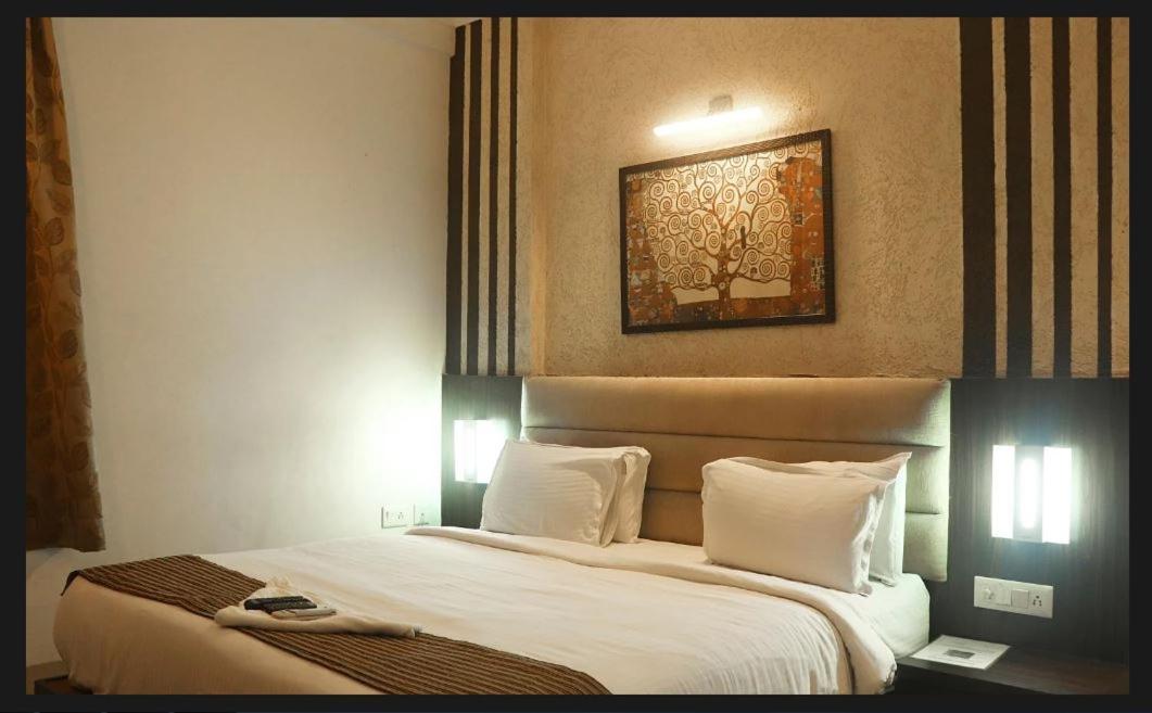 The Regal Park Hotel Βιζαχαπατνάμ Εξωτερικό φωτογραφία